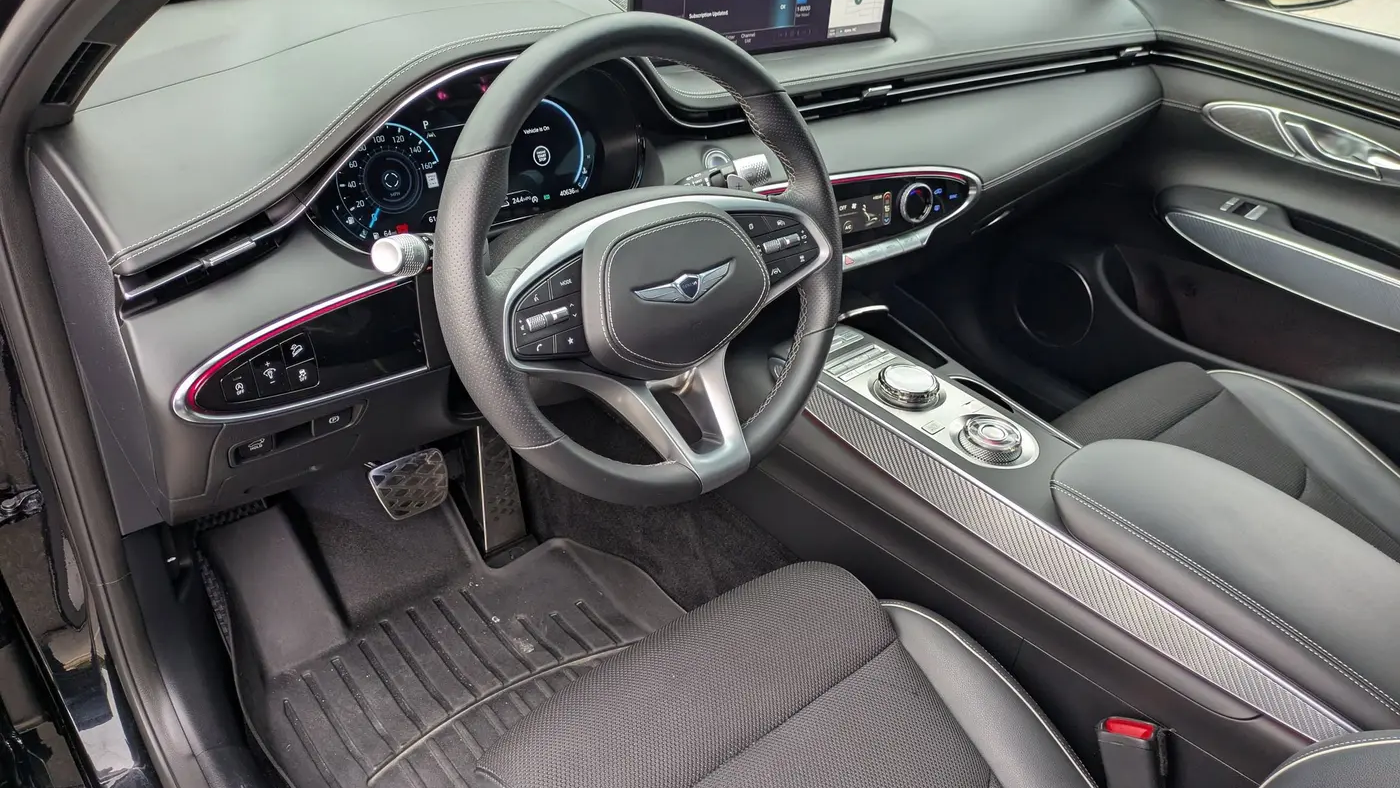 2023 Genesis GV70 2.5T Standard