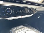 2023 GV70 Thumbnail 34