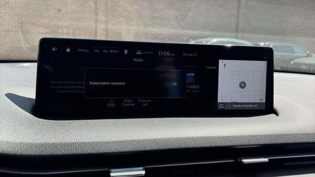 2023 Genesis GV70 2.5T Standard