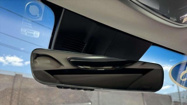 2023 Genesis GV70 2.5T Standard