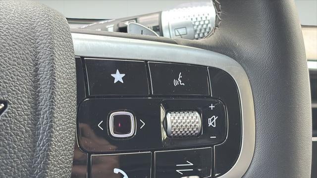 2026 Genesis GV70 2.5T Standard
