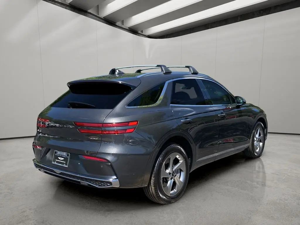 2026 Genesis Gv70 - $42,685