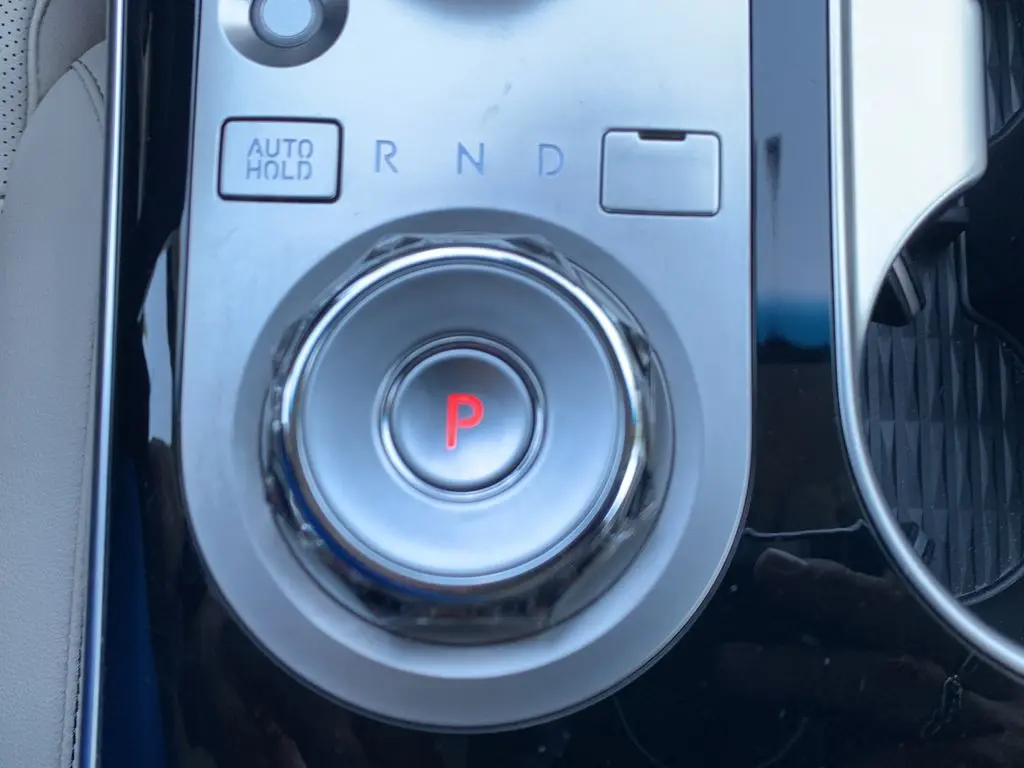 2026 Genesis Gv70 - $42,685