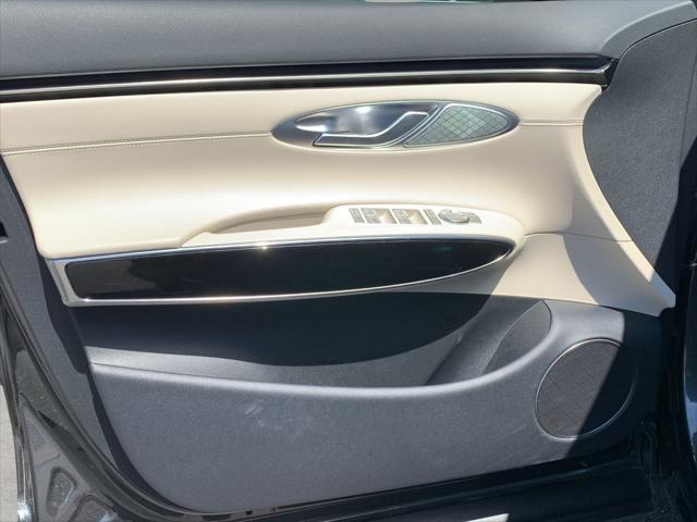 2026 Genesis Gv70 - $43,400