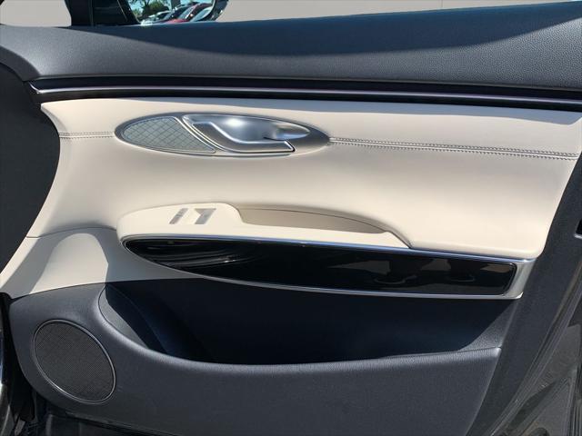 2026 Genesis Gv70 - $43,400