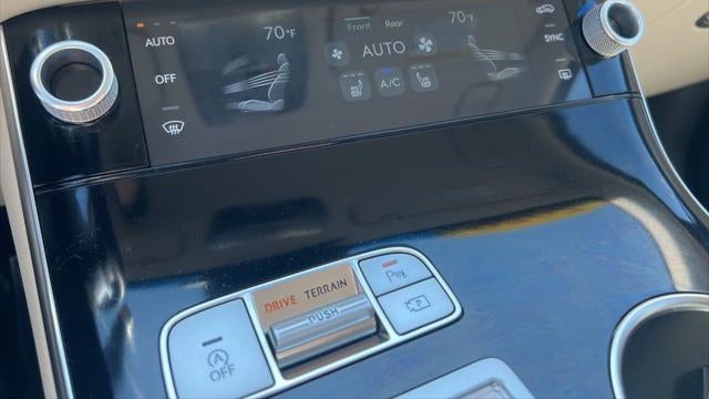 2026 Genesis GV70 2.5T Select