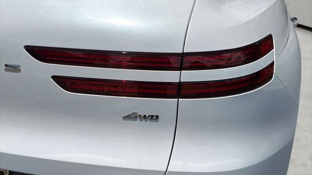 2026 Genesis GV70 2.5T Standard