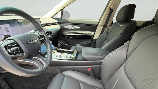 2026 Genesis GV70 2.5T Standard