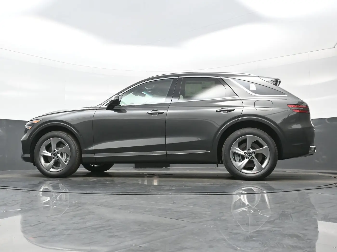 2026 Genesis Gv70 - $41,019