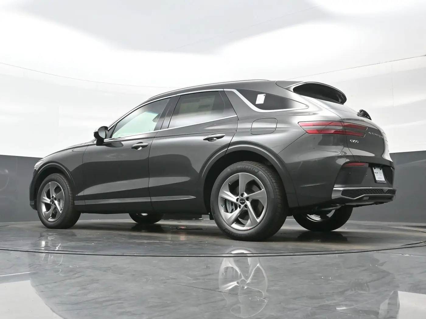 2026 Genesis Gv70 - $41,019