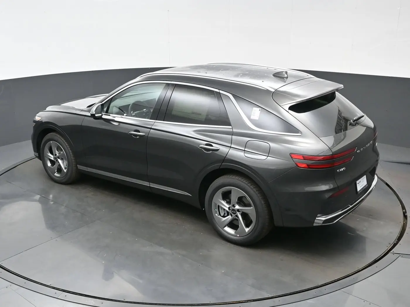 2026 Genesis Gv70 - $41,019