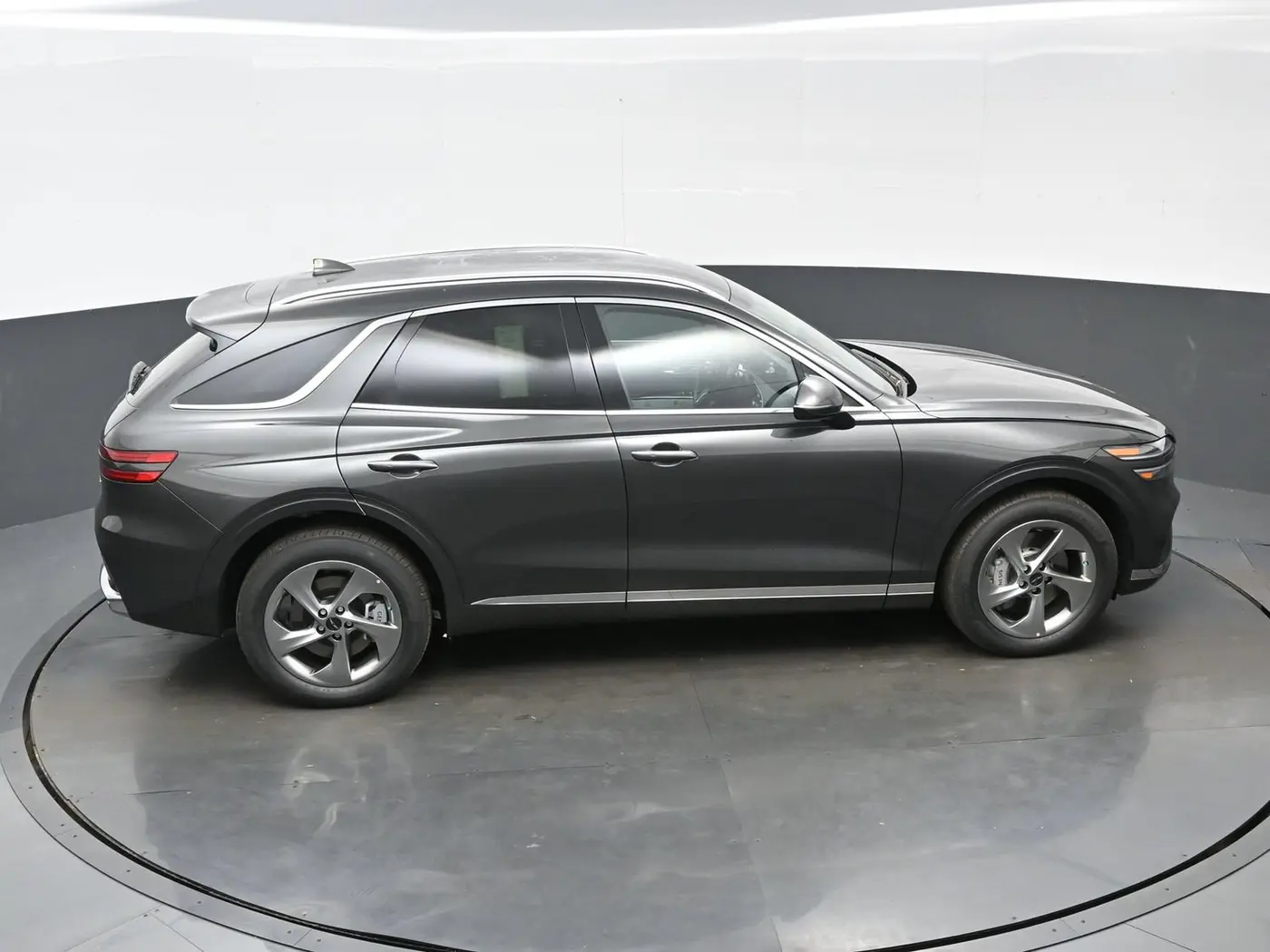 2026 Genesis Gv70 - $41,019