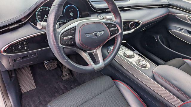 2023 Genesis GV70 2.5T Standard