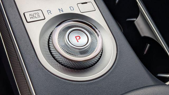 2023 Genesis GV70 2.5T Standard