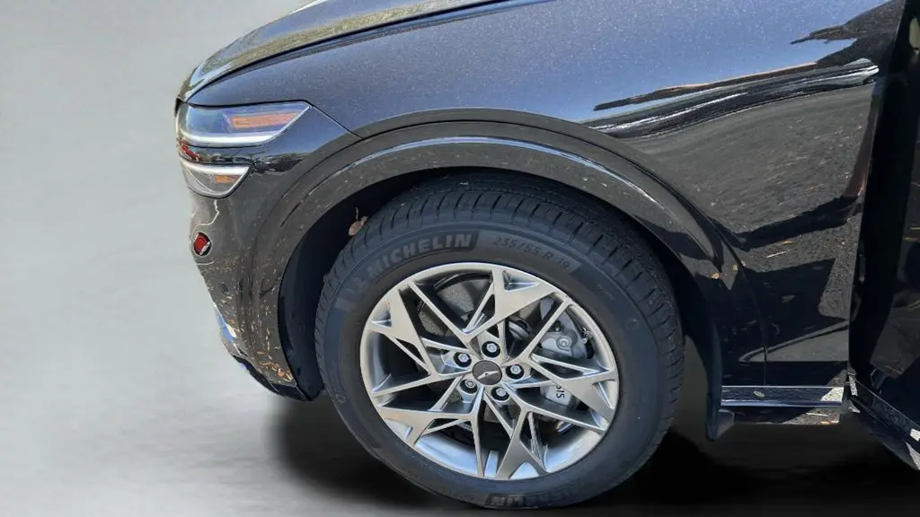 2023 Genesis GV70 2.5T Standard