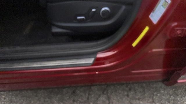 2023 Genesis GV70 2.5T Standard
