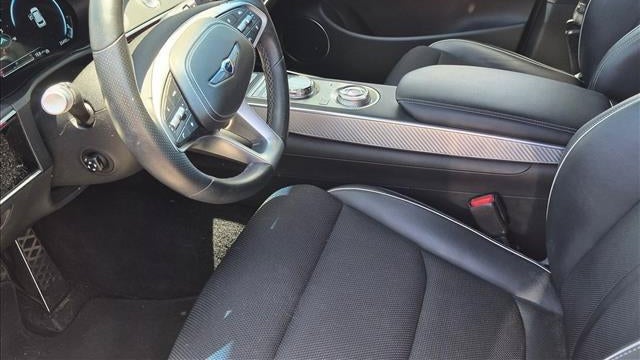 2023 Genesis GV70 2.5T Standard