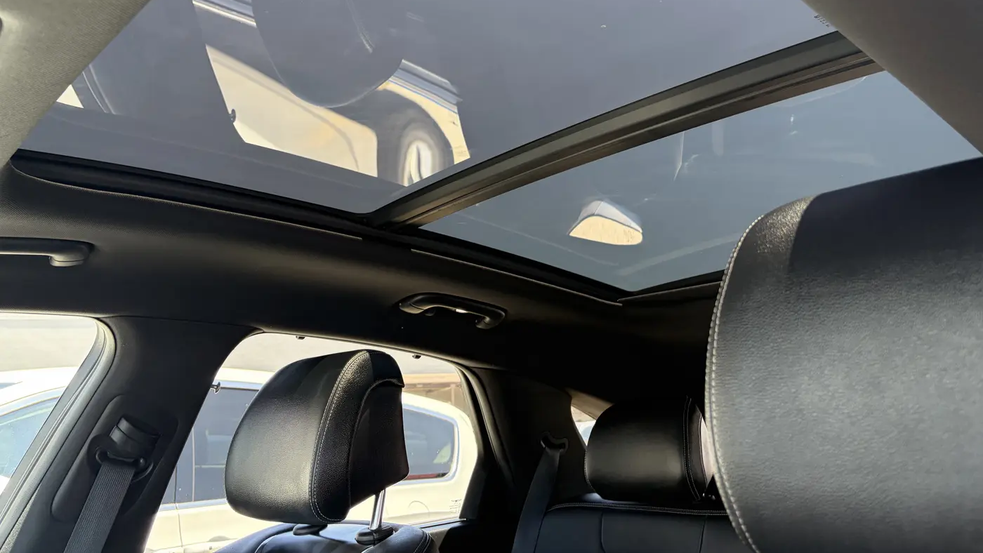2023 Genesis GV70 2.5T Standard