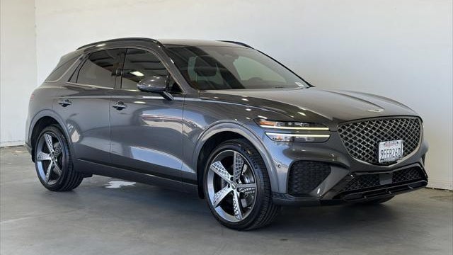2023 Genesis GV70 2.5T Standard