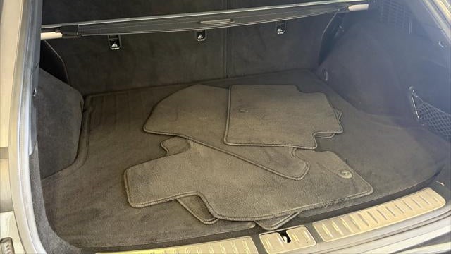 2023 Genesis GV70 2.5T Standard