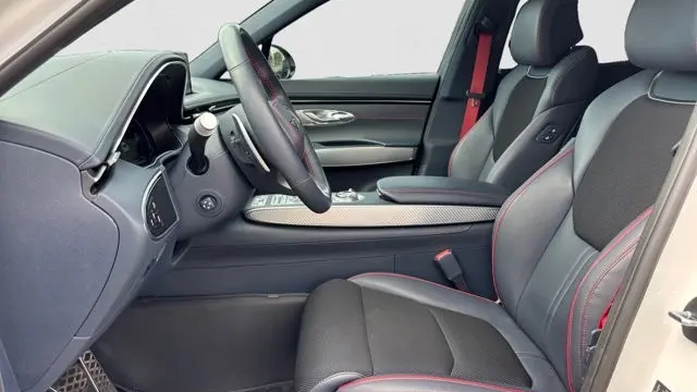 2023 Genesis GV70 2.5T Standard
