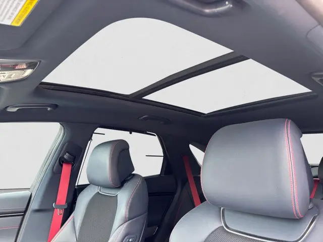 2023 Genesis Gv70 - $40,995
