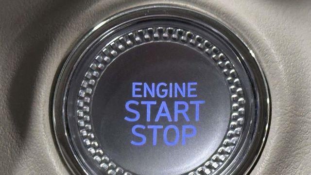 2023 Genesis GV70 2.5T Standard