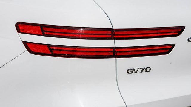 2023 Genesis GV70 2.5T Standard