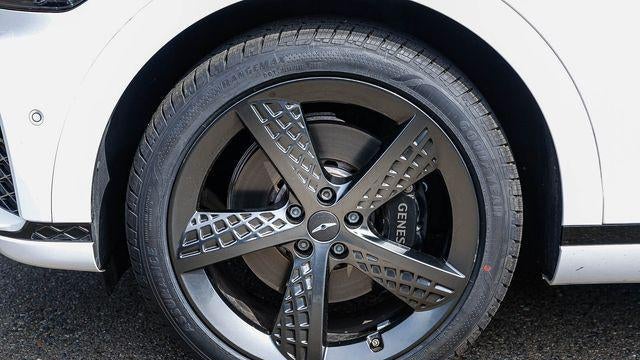 2023 Genesis GV70 2.5T Standard