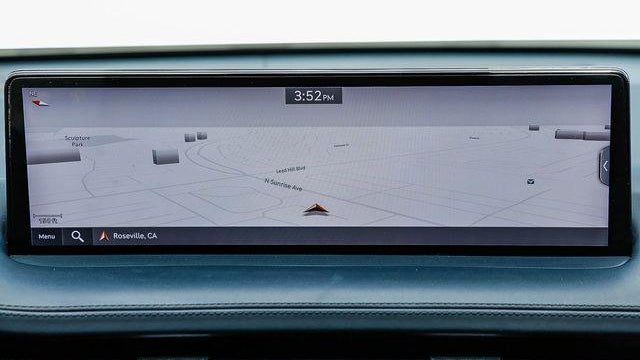 2023 Genesis GV70 2.5T Standard