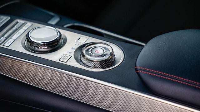 2023 Genesis GV70 2.5T Standard