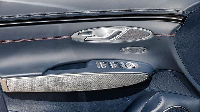 2023 Genesis GV70 2.5T Standard