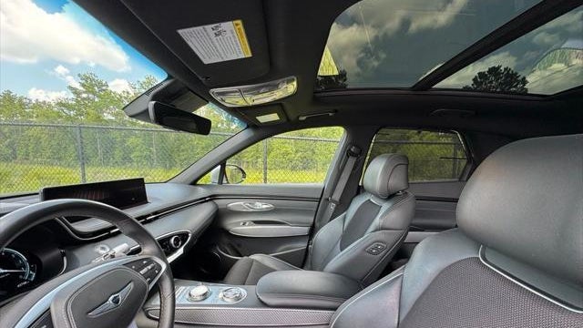 2023 Genesis GV70 2.5T Standard