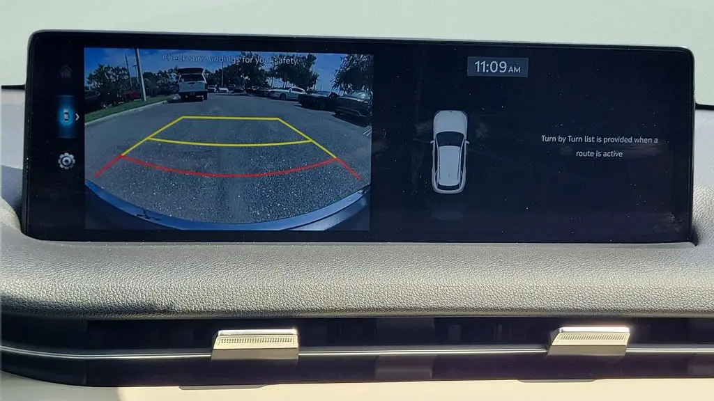 2023 Genesis GV70 2.5T Standard