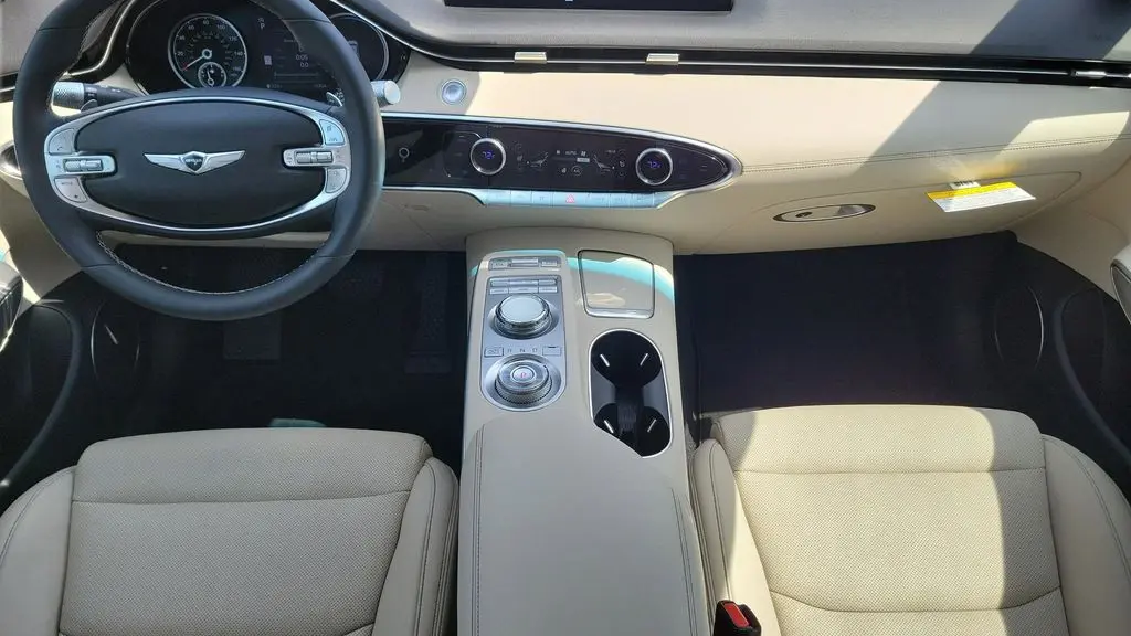 2023 Genesis GV70 2.5T Standard