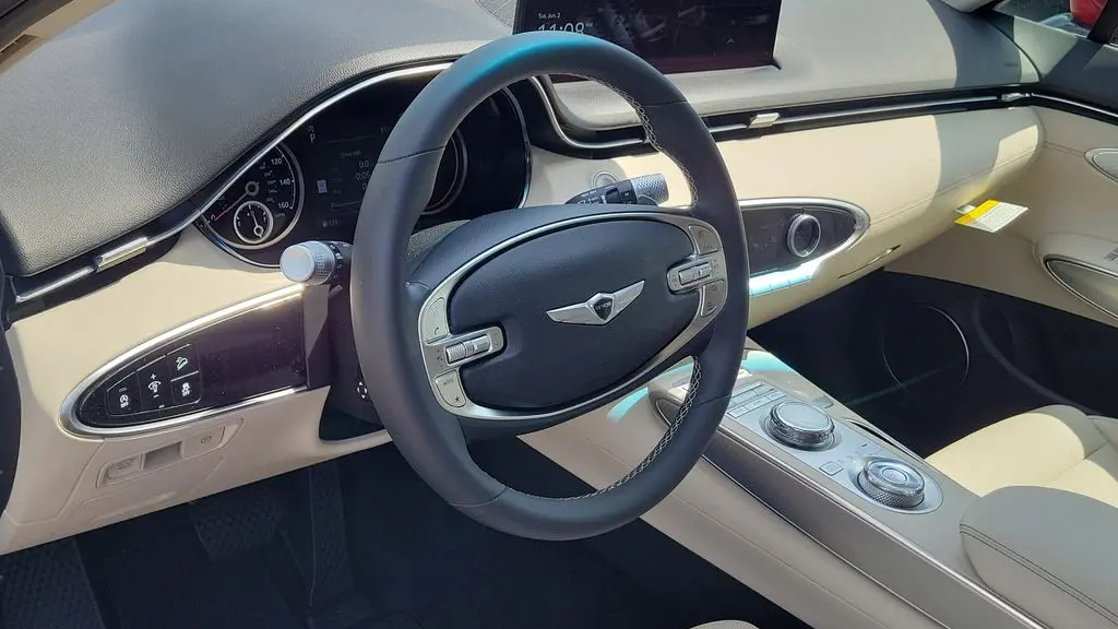 2023 Genesis GV70 2.5T Standard