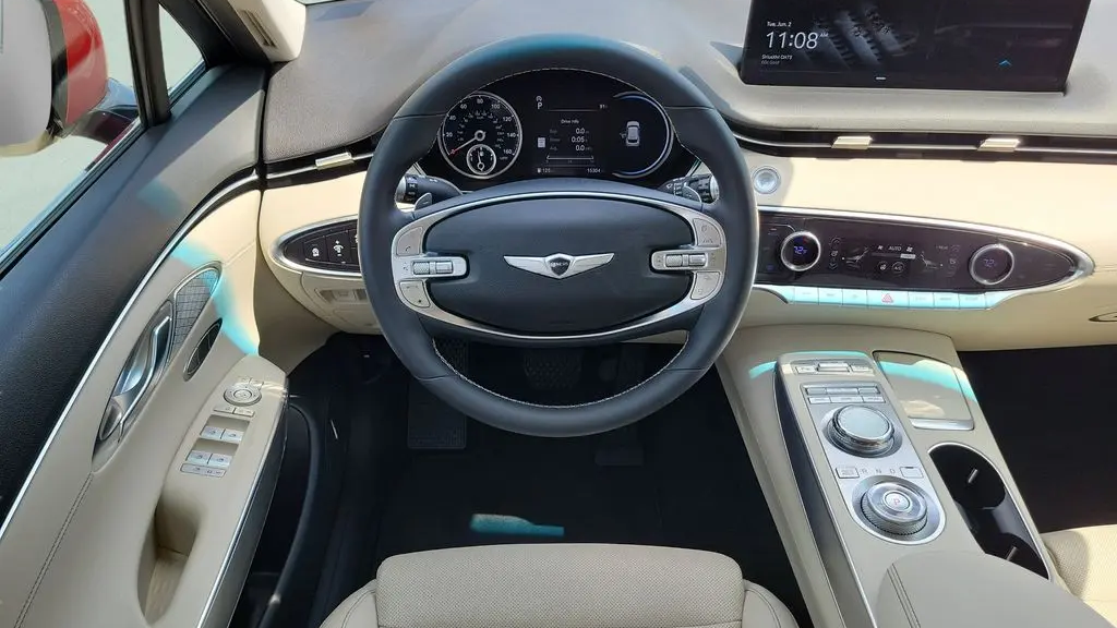 2023 Genesis GV70 2.5T Standard