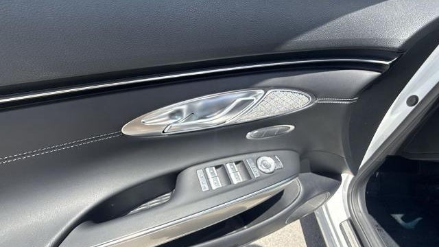 2023 Genesis GV70 2.5T Standard