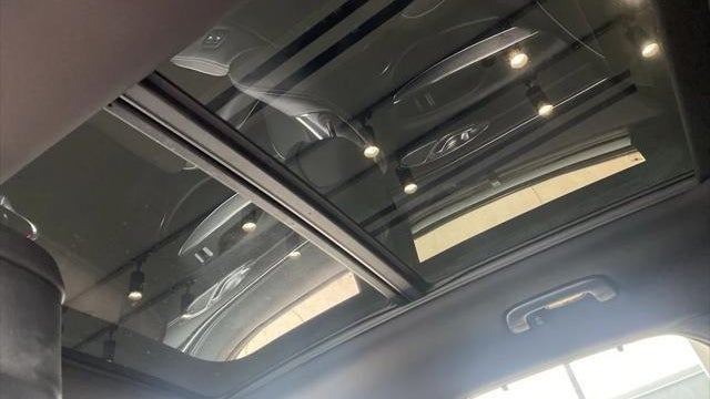 2023 Genesis GV70 2.5T Standard