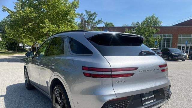 2023 Genesis GV70 2.5T Standard