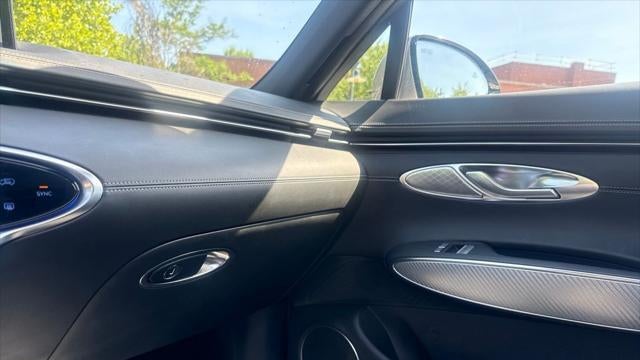 2023 Genesis GV70 2.5T Standard