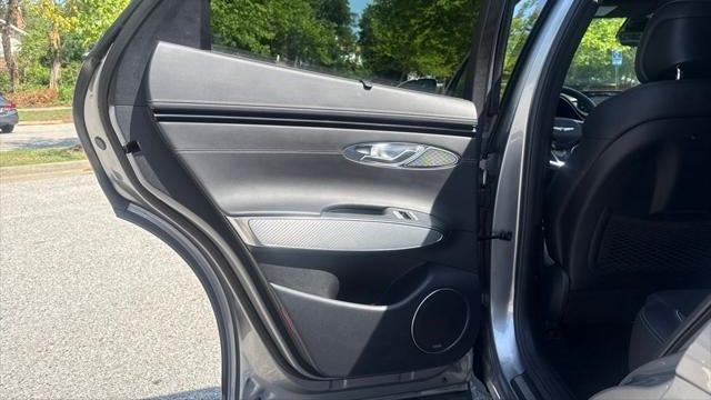 2023 Genesis GV70 2.5T Standard