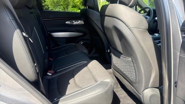 2023 Genesis GV70 2.5T Standard