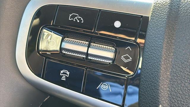 2026 Genesis GV70 2.5T Standard
