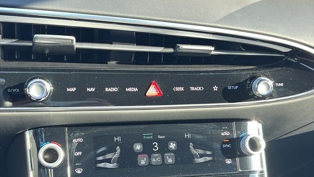 2026 Genesis GV70 2.5T Standard