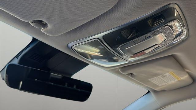 2026 Genesis GV70 2.5T Standard