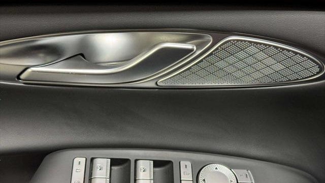 2026 Genesis GV70 2.5T Standard