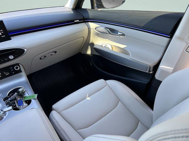 2026 Genesis Gv70 - $47,991