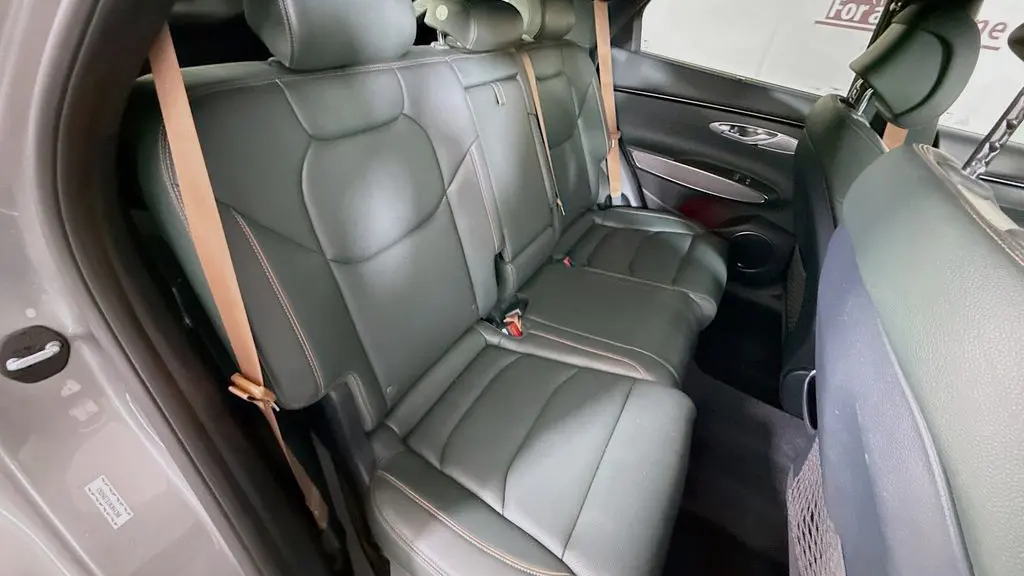 2022 Genesis GV70 2.5T Standard