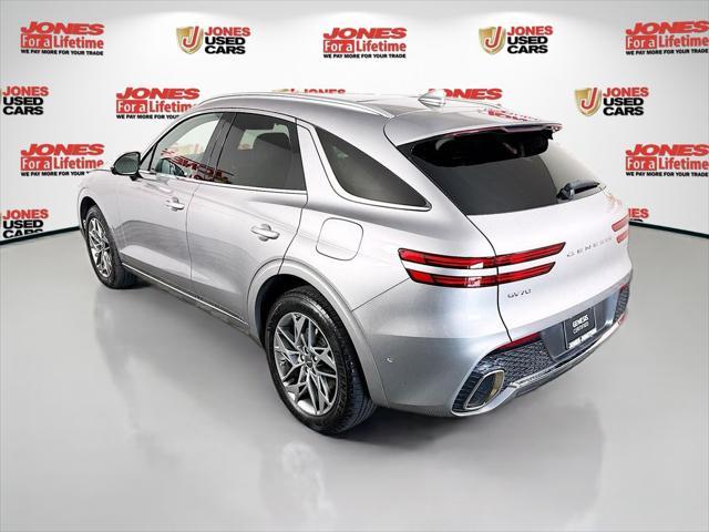2022 Genesis Gv70 - $37,956